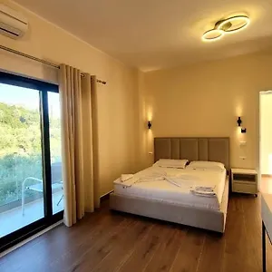  Hotel Sweet Albania